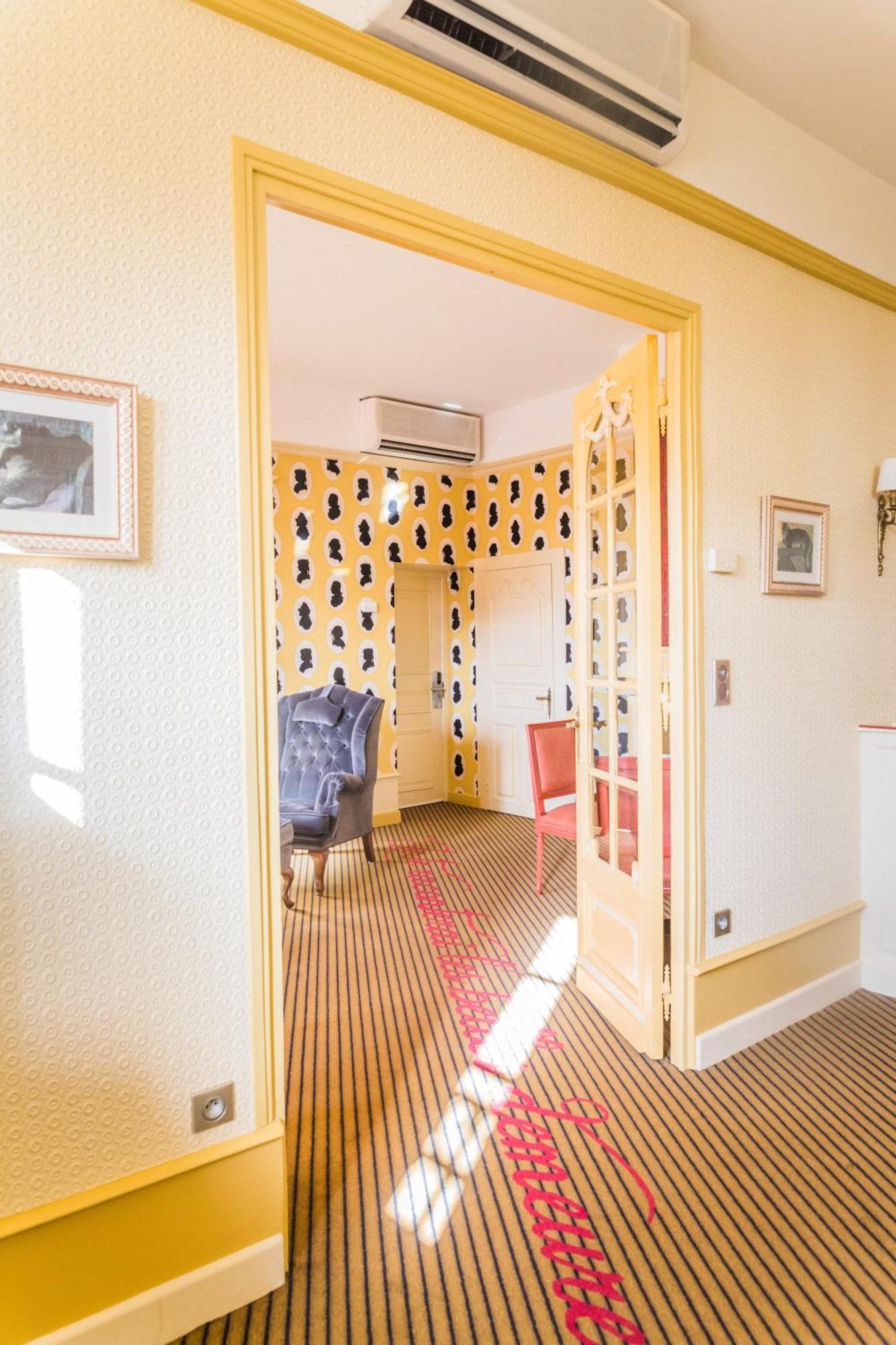 Chateau De Castel Novel Boutique Hotel 바레츠 외부 사진
